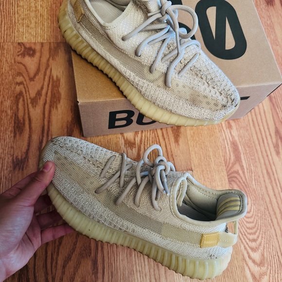 YEEZY  350 with box - Picture 4 of 11